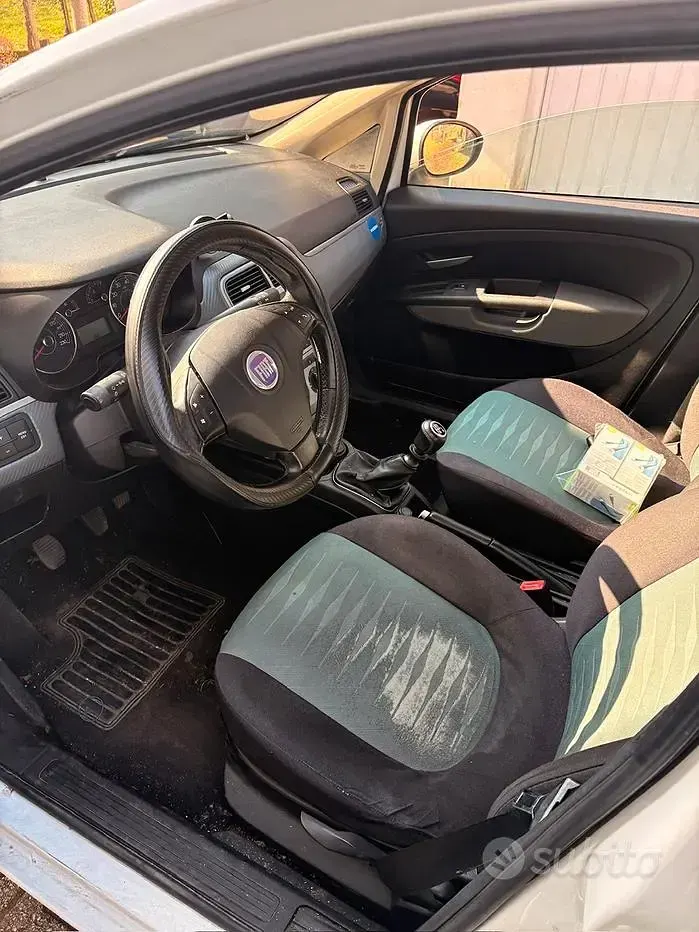 Usata Fiat Grande Punto Active 77 CV (56 kW) 2008 Bianco Utilitaria