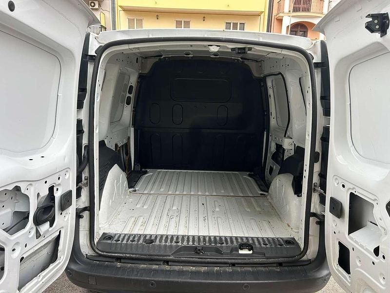 Usata Renault Kangoo 90 CV (66 kW) 2020 Bianco ghiaccio Monovolume