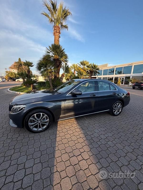Usata Mercedes C200 Premium 136 CV (100 kW) 2016 Grigio Berlina