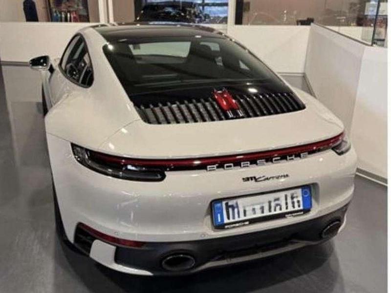 Usata Porsche 911 Carrera 385 CV (283 kW) 2024 Grigio Coupé