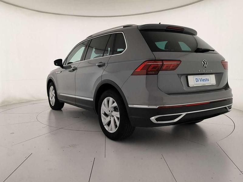 Usata VW Tiguan Elegance 150 CV (110 kW) 2021 Moonstone grey SUV