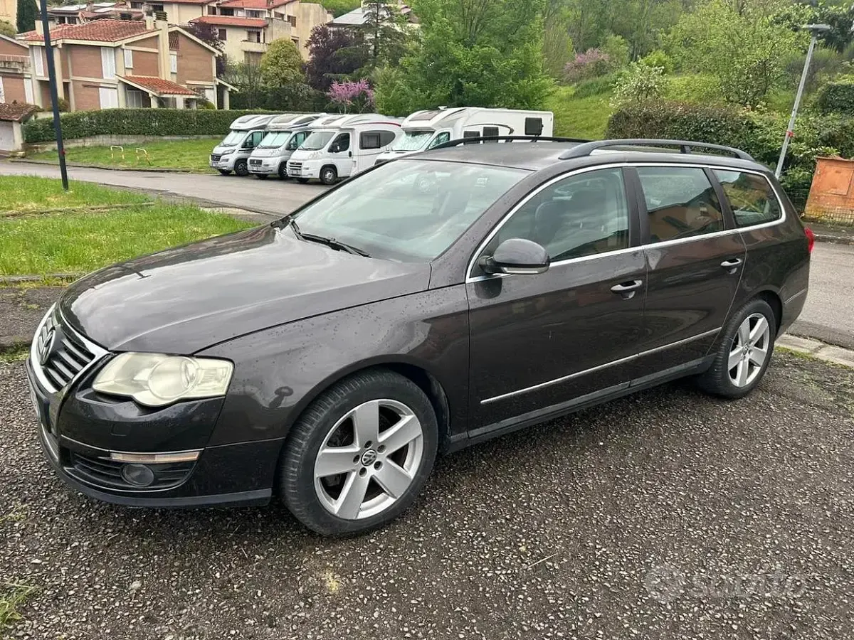Usata VW Passat 105 CV (77 kW) 2006 Grigio Station wagon