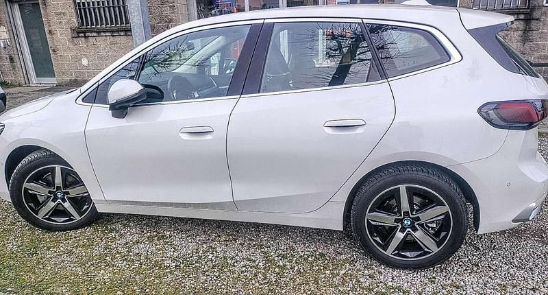 Usata BMW 218 Active Tourer Luxury Line 150 CV (110 kW) 2024 Monovolume