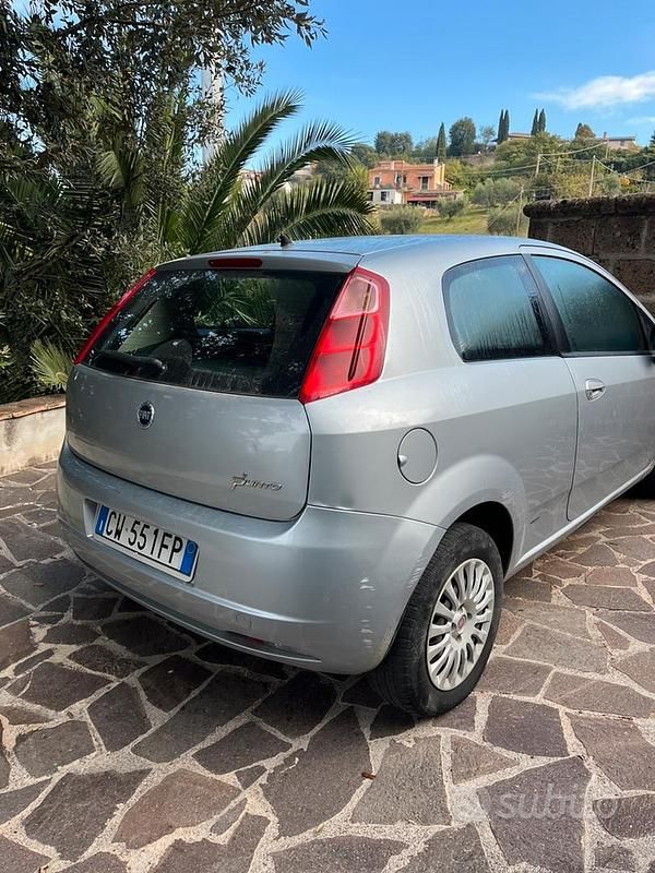 Usata Fiat Grande Punto 2005 Grigio Utilitaria