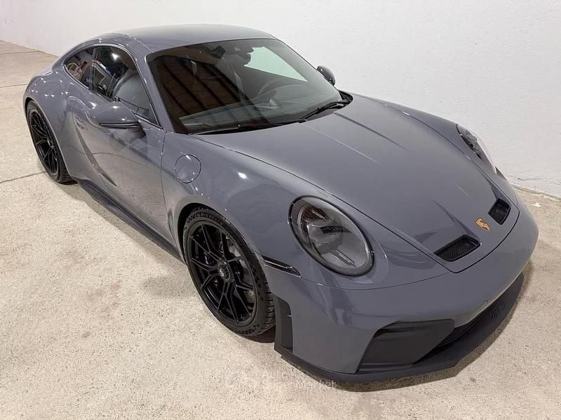 Nuova Porsche 911 GT3 510 CV (375 kW) 2025 Grigio Coupé