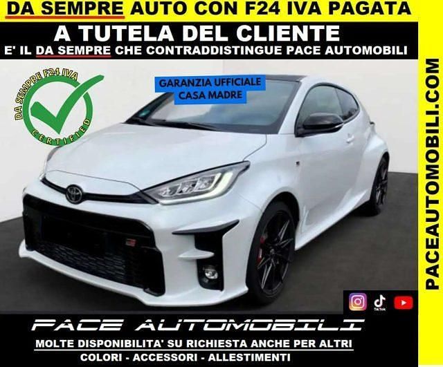 Bianco metallizzato Usata 2024 Toyota Yaris Due volumi | 37.900 € (Ottimo prezzo) - Immagine 1/2