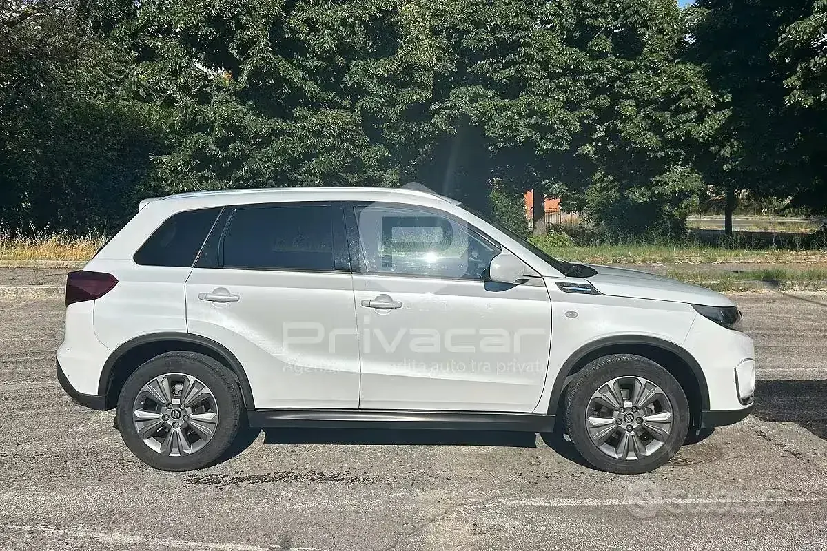 Usata Suzuki Vitara Cool 129 CV (94 kW) 2021 Bianco SUV