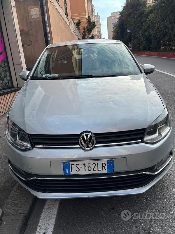 Usata VW Polo 90 CV (66 kW) 2016 Grigio Utilitaria