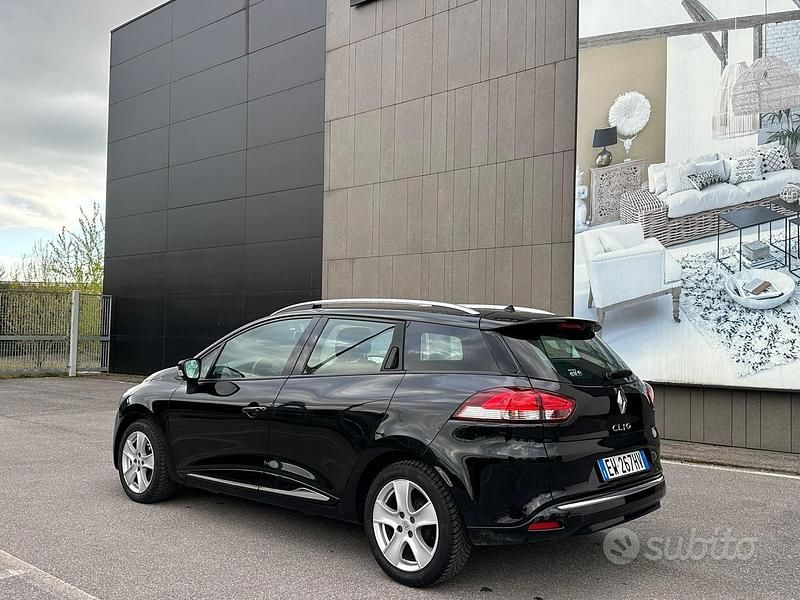 Usata Renault Clio GrandTour 75 CV (55 kW) 2014 Nero Station wagon