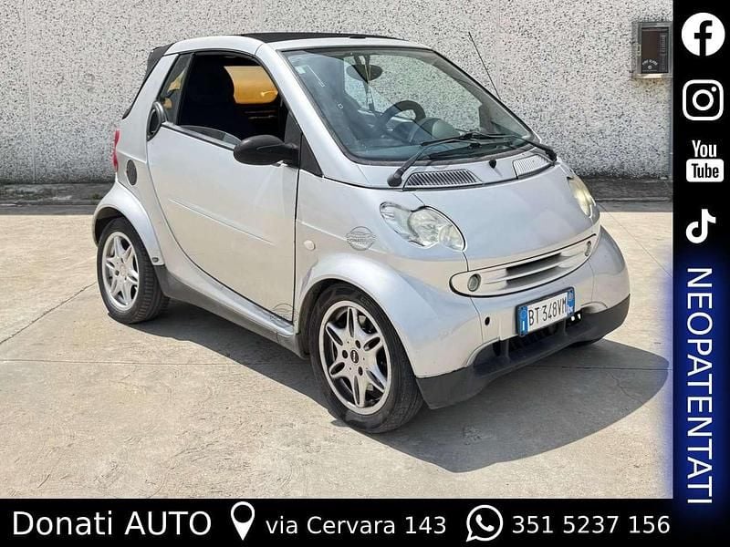 Argento Usata 2001 Smart ForTwo Cabrio Cabrio | 1100 € (Super prezzo) - Immagine 1/4