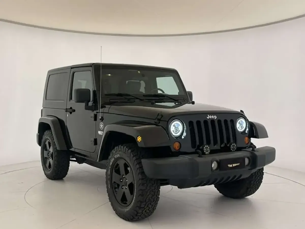 Usata Jeep Wrangler Sahara 199 CV (146 kW) 2008 Nero SUV
