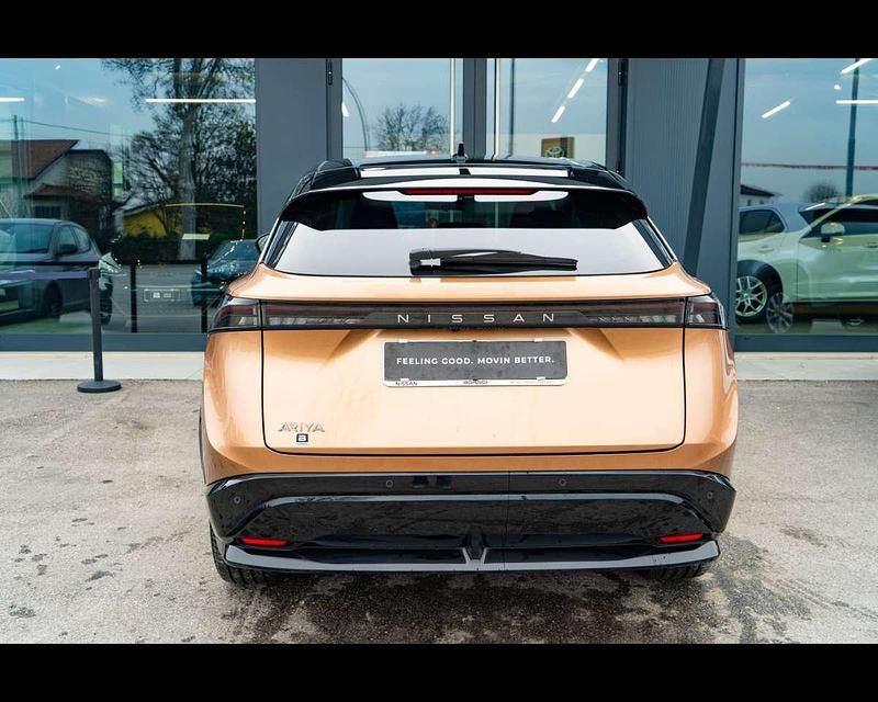 Usata Nissan Ariya Evolve 44 kW (61 CV) 2022 Oro SUV