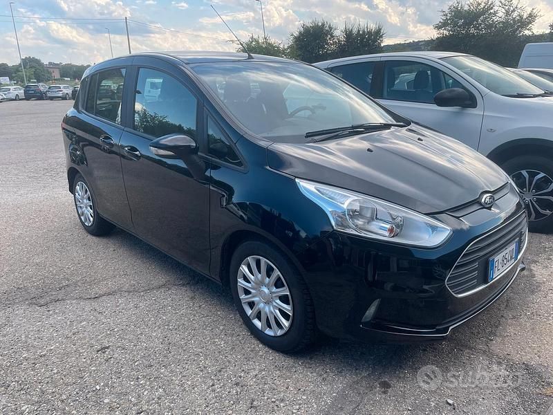 Begagnad Ford B-MAX Titanium 75 HK (55 kW) 2017 Svart Minibuss