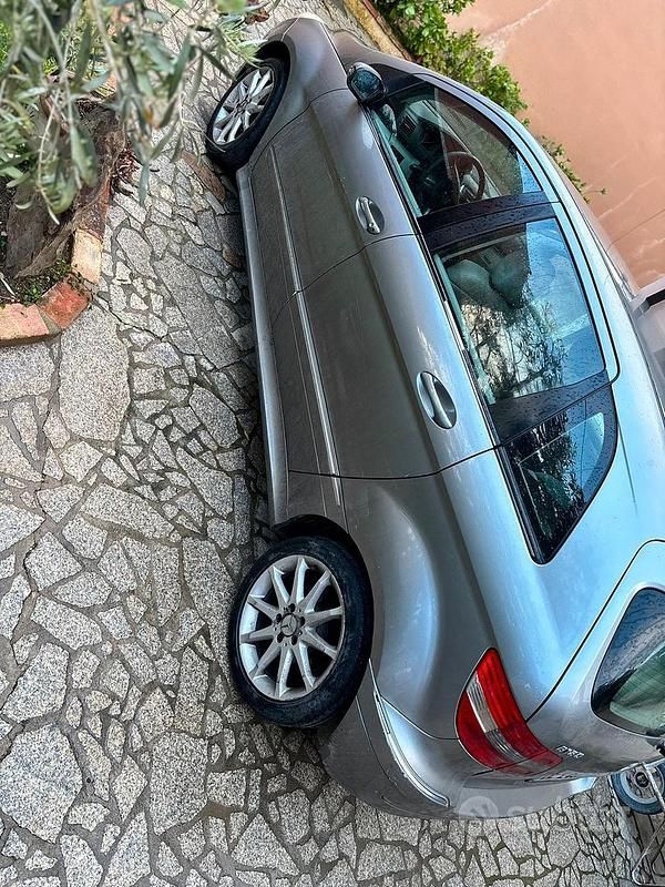 Usata Mercedes B180 2007 Grigio Monovolume