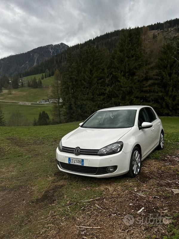 Usata VW Golf VI Highline 140 CV (102 kW) 2011 Bianco Utilitaria