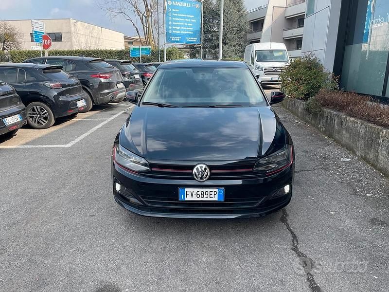 Usata VW Polo Comfortline 75 CV (55 kW) 2018 Nero Utilitaria
