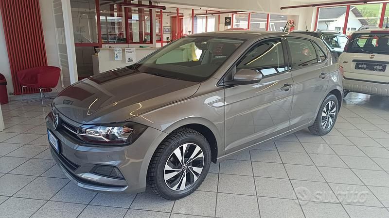 Usata VW Polo Comfortline 80 CV (58 kW) 2021 Grigio Utilitaria
