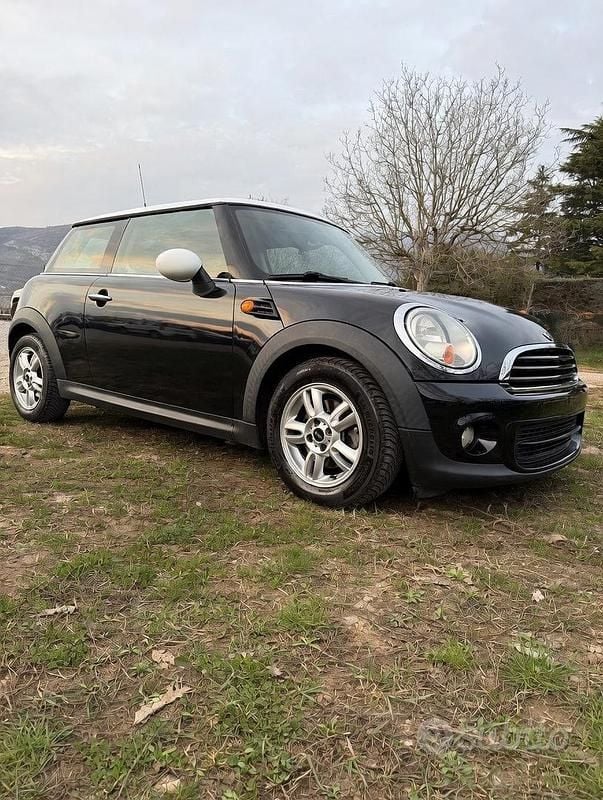 Usata Mini ONE 75 CV (55 kW) 2011 Nero Utilitaria