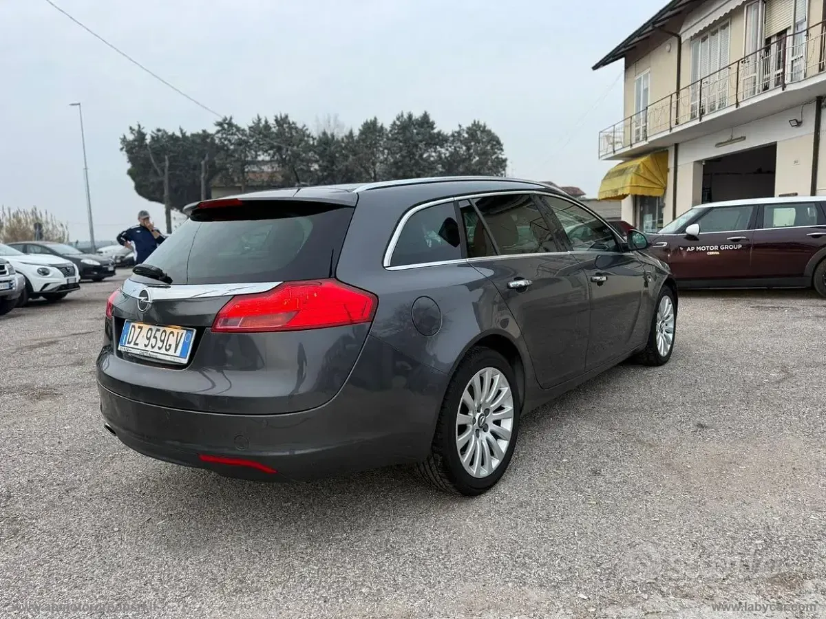 Usata Opel Insignia Cosmo 160 CV (117 kW) 2010 Other Station wagon