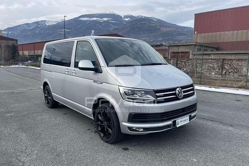 Usata VW T6 Highline 204 CV (150 kW) 2015 Grigio Furgone