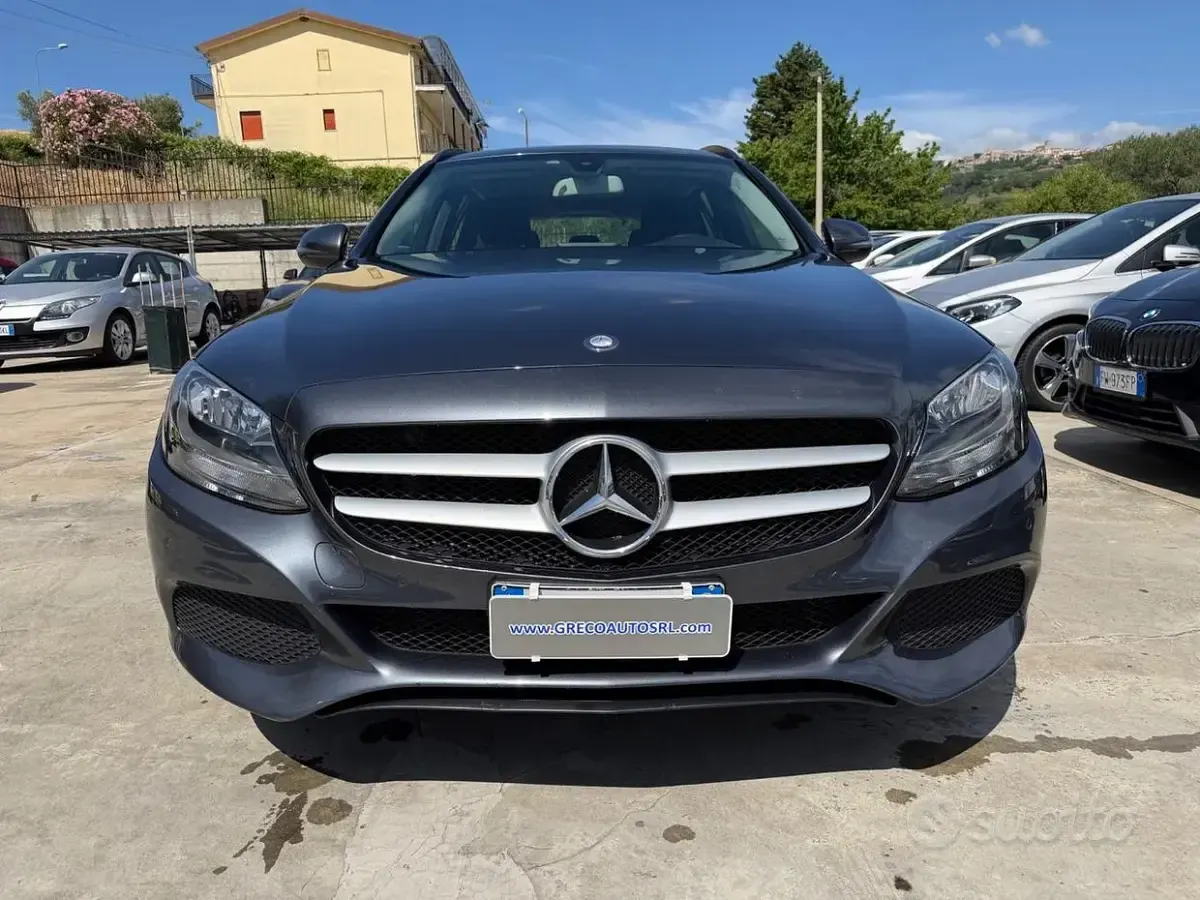 Usata Mercedes C200 Business 136 CV (100 kW) 2016 Grigio Station wagon