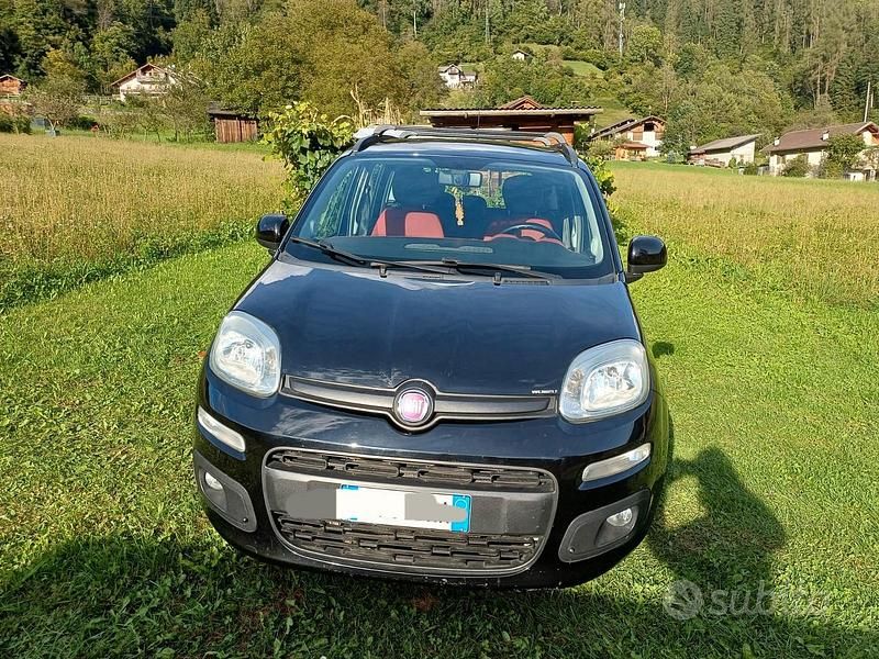 Nero Usata 2014 Fiat Panda Young Due volumi | 7000 € (Buon prezzo) - Immagine 1/4