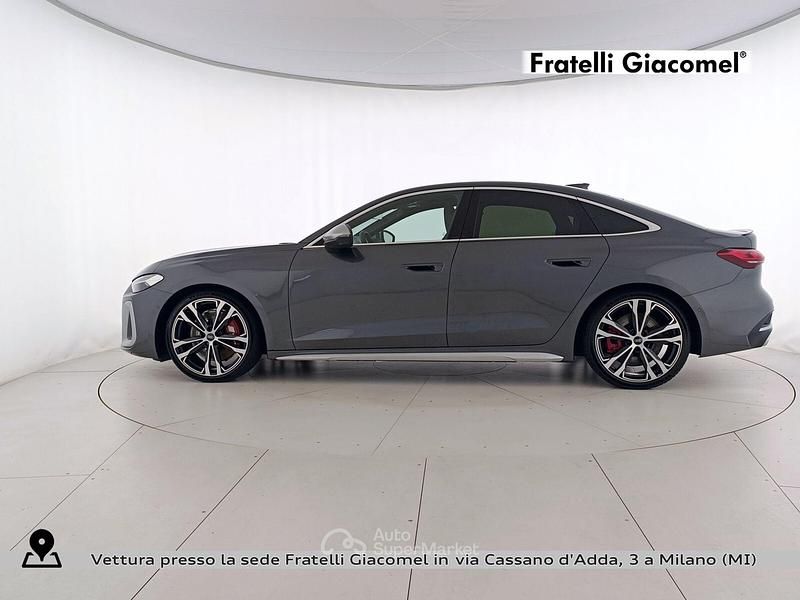 Usata Audi S5 Ambiente 367 CV (269 kW) 2024 Grigio daytona perlato Berlina