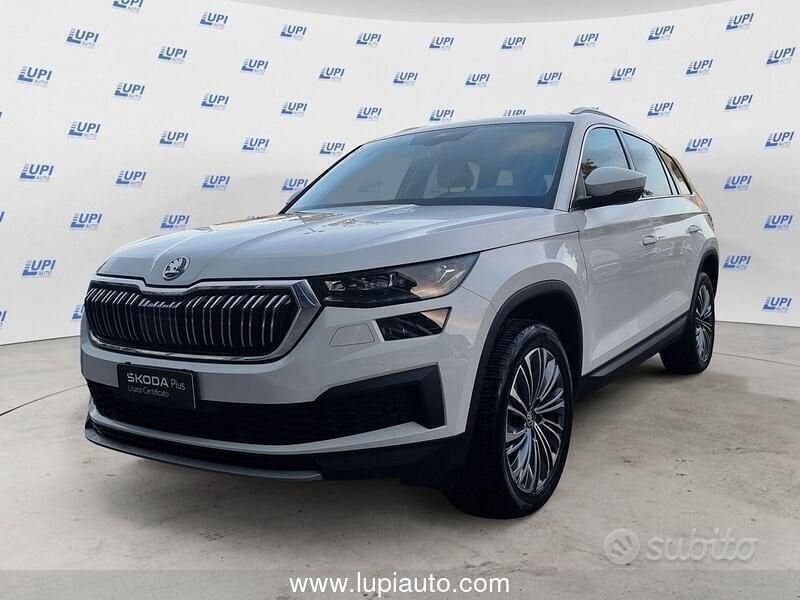 Bianco Usata 2024 Skoda Kodiaq Style SUV | 32.900 € (Buon prezzo) - Immagine 1/4
