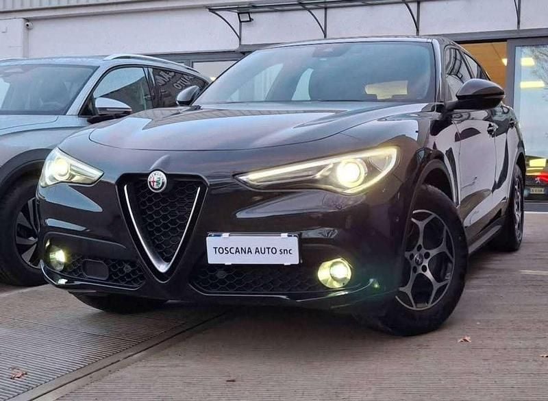 Usata Alfa Romeo Stelvio Business 190 CV (139 kW) 2022 Nero SUV