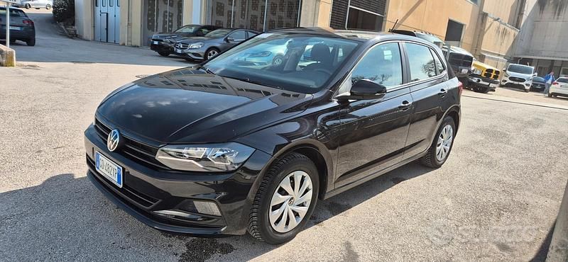 Usata VW Polo Trendline 90 CV (66 kW) 2021 Nero Utilitaria
