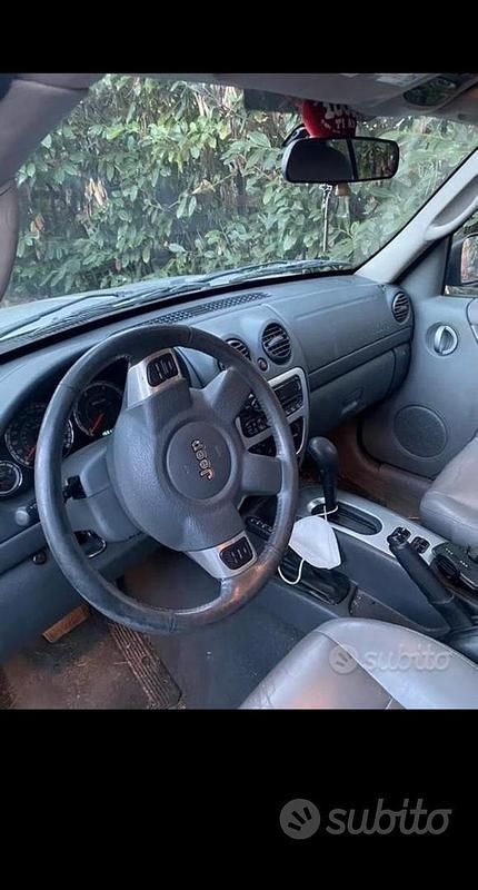 Usata Jeep Cherokee Limited 163 CV (119 kW) 2007 SUV