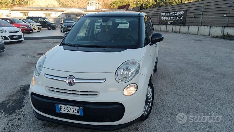 Bianco Usata 2013 Fiat 500L Pop Star Monovolume | 5900 € (Buon prezzo) - Immagine 1/4