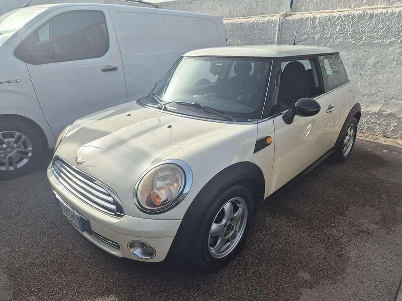 Usata Mini ONE 95 CV (69 kW) 2008 Beige Utilitaria
