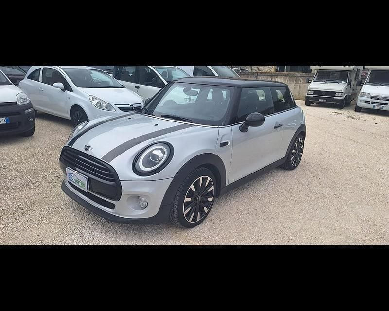Occasion Mini Cooper D 116 ch (85 kW) 2019 Argent Citadine