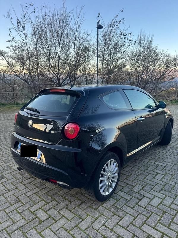 Usata Alfa Romeo MiTo 85 CV (62 kW) 2015 Nero Utilitaria