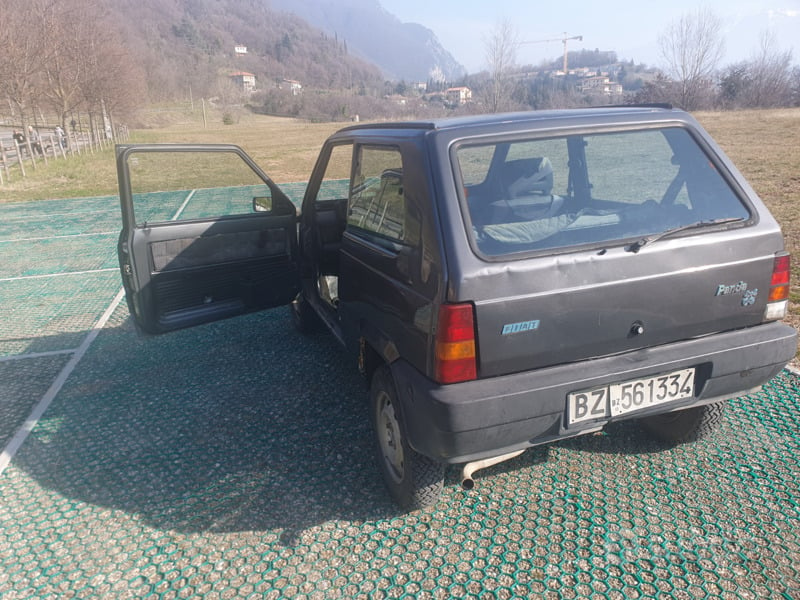 Usato 1992 Fiat Panda 4x4 1.0 Benzin 50 CV (2.500 €)