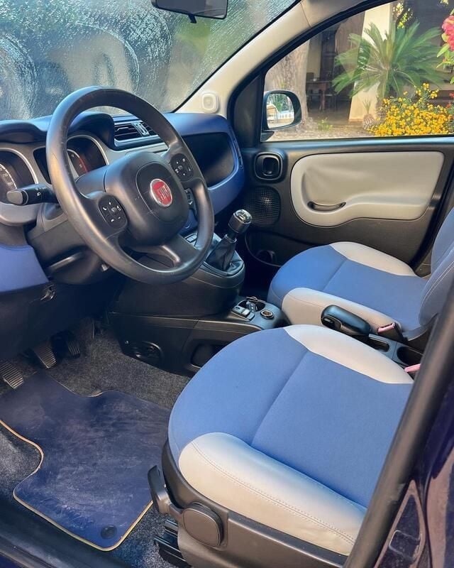 Usata Fiat Panda 4x4 S 95 CV (69 kW) 2016 Blu Utilitaria