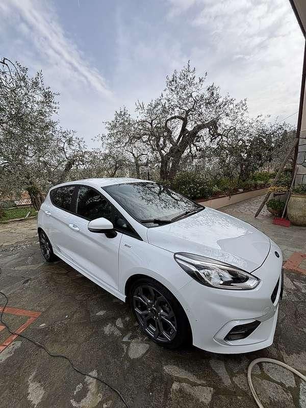 Usata Ford Fiesta ST-Line 95 CV (69 kW) 2020 Bianco Utilitaria