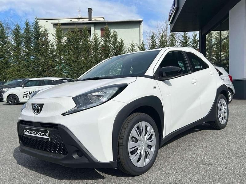 Nuova Toyota Aygo X 72 CV (52 kW) 2026 Bianco SUV