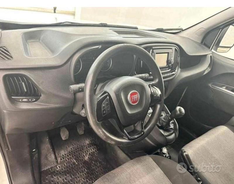 Usata Fiat Doblò 2017 Bianco Monovolume