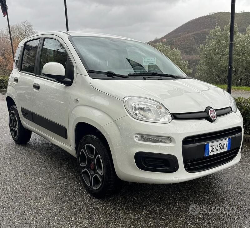 Usata Fiat Panda Cross Cross 85 CV (62 kW) 2021 Bianco Utilitaria
