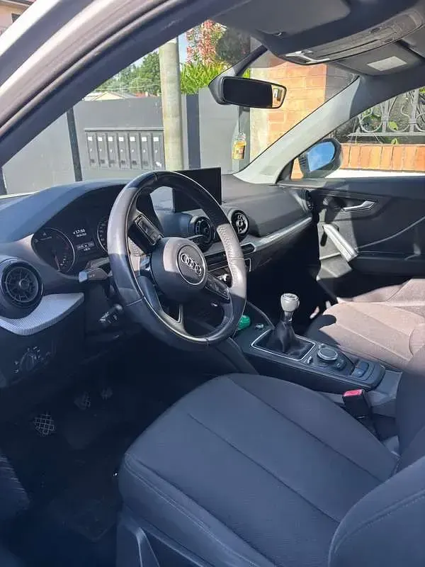 Usata Audi Q2 150 CV (110 kW) 2017 Bianco SUV