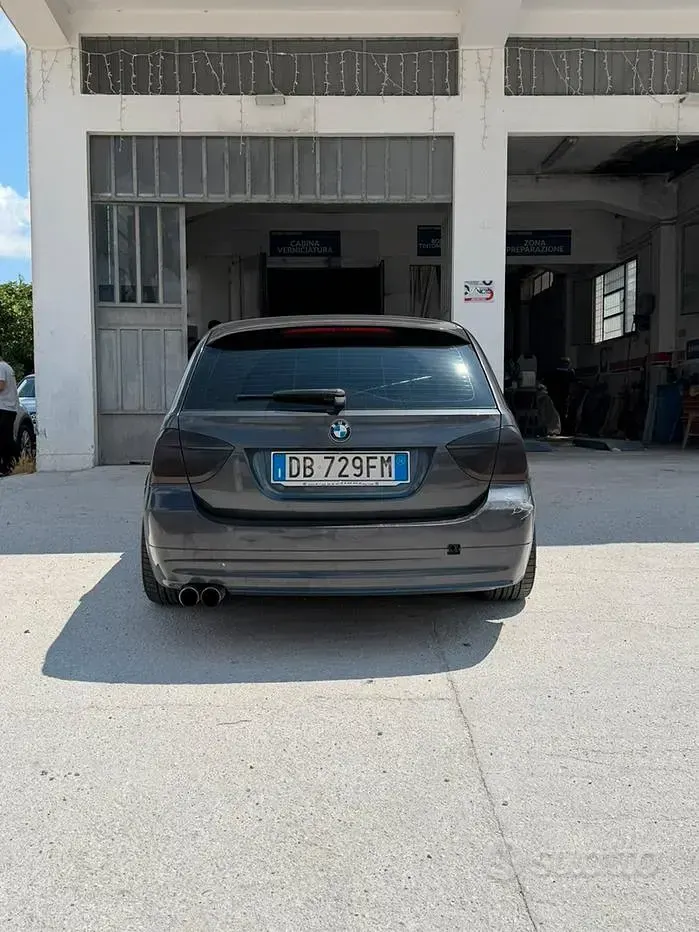 Usata BMW 320 Efficient Dynamics 163 CV (119 kW) 2006 Grigio Station wagon