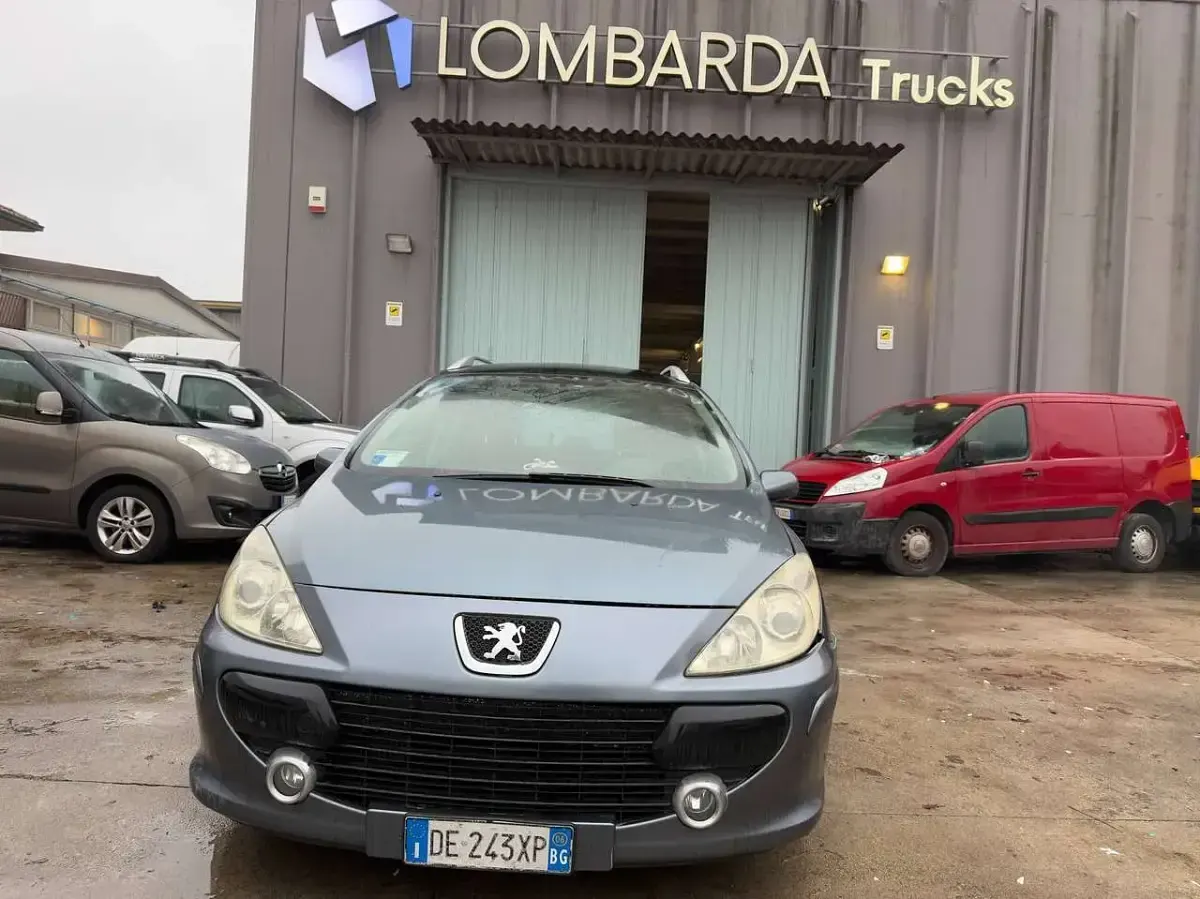 Usata Peugeot 307 109 CV (80 kW) 2006 Grigio Station wagon