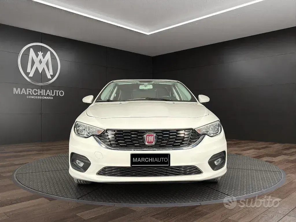 Usata Fiat Tipo Opening Edition 120 CV (88 kW) 2016 Bianco Berlina
