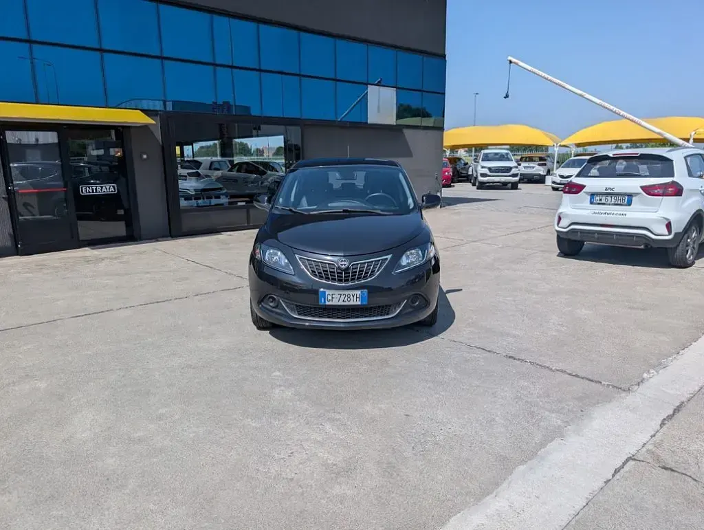 Usata Lancia Ypsilon S 69 CV (50 kW) 2021 Nero / metallizzato Utilitaria