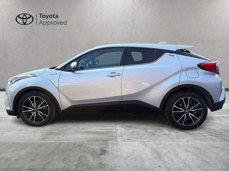 Usata Toyota C-HR Lounge 122 CV (89 kW) 2017 Argento SUV
