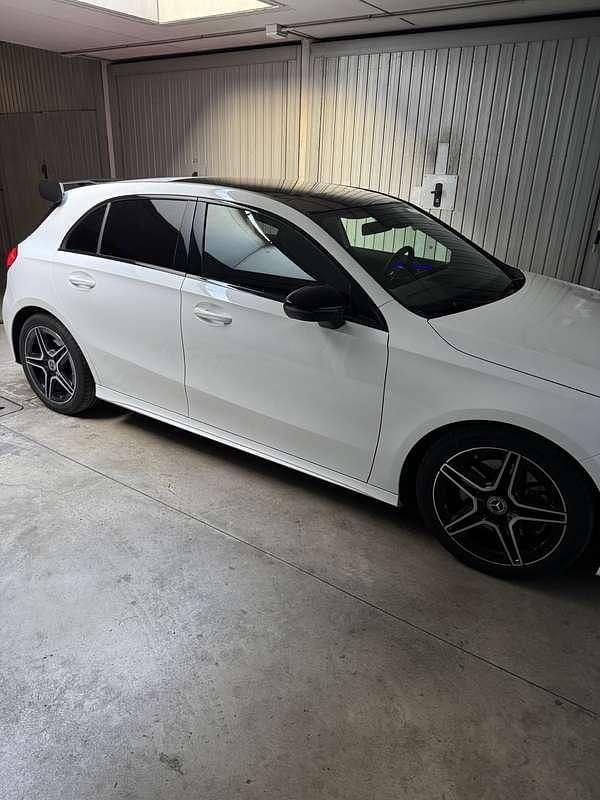 Begagnad Mercedes A220 Premium 190 HK (139 kW) 2019 Sedan