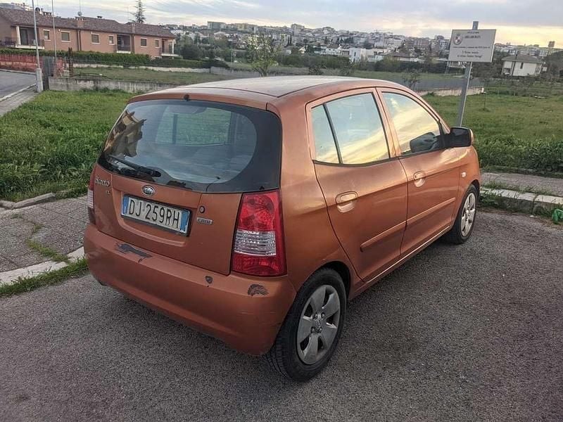 Usata 2007 Kia Picanto Due volumi | 1500 € (Buon prezzo) - Immagine 1/4