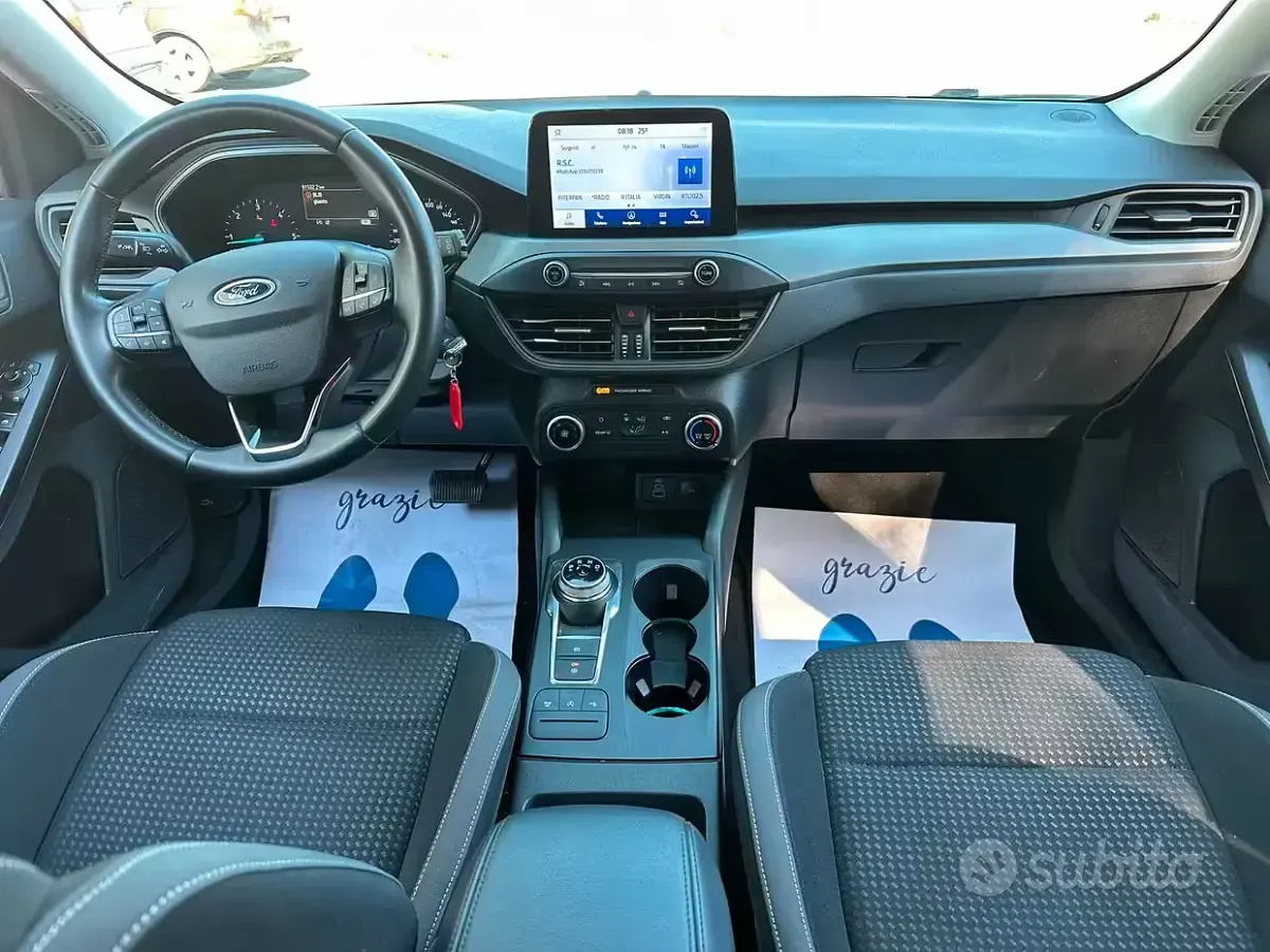 Usata Ford Focus Active X 120 CV (88 kW) 2020 Grigio Station wagon